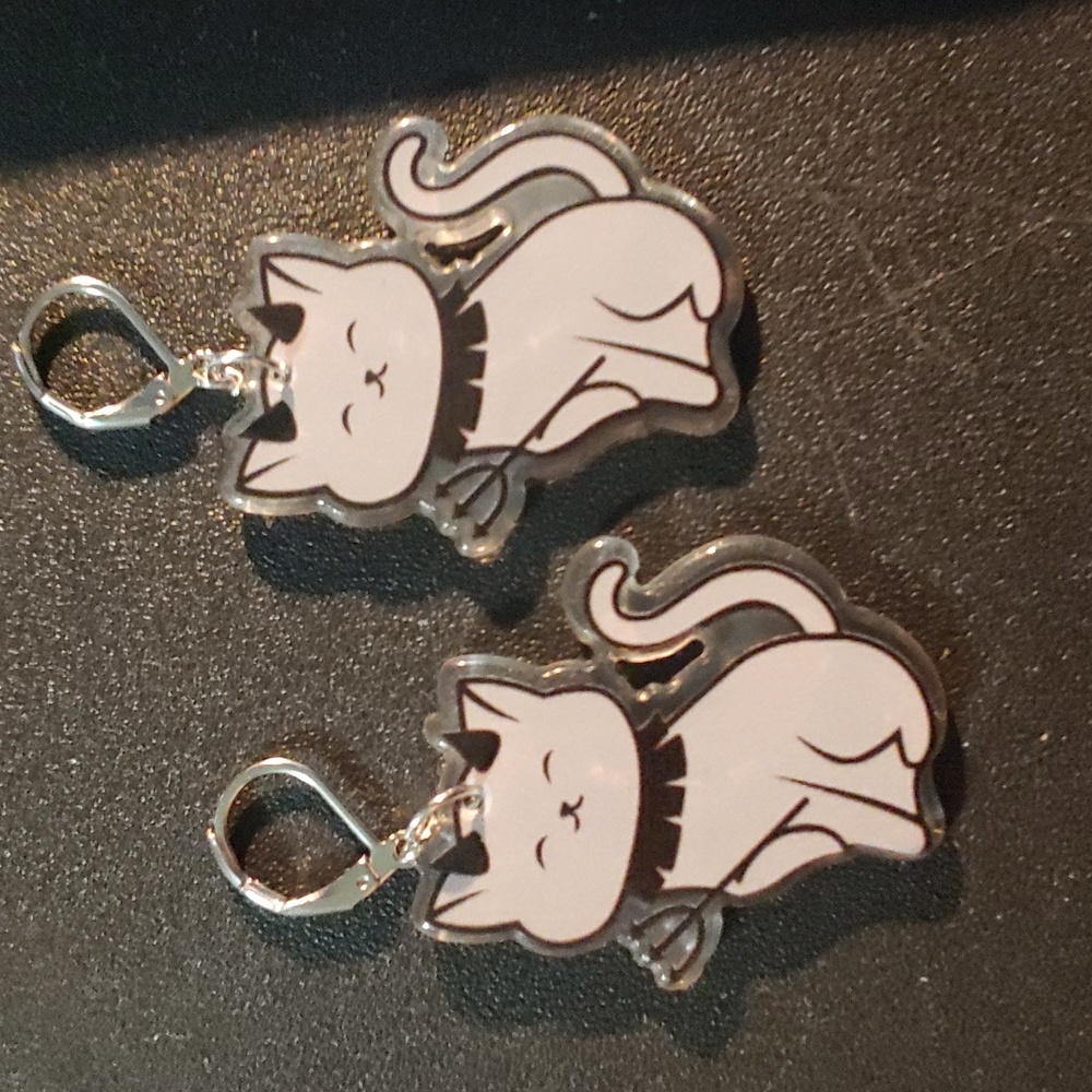 Devil kitty earrings